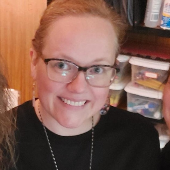 Meet your Posher, Melonie - Picture 1 of 1